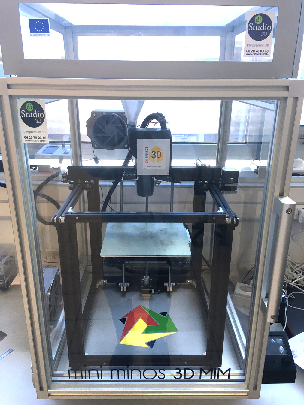 Imprimante 3D Métal Mini Minos3D S avec Extrudeur à Granules Feedstock  MIM/PIM - DiStudio3D